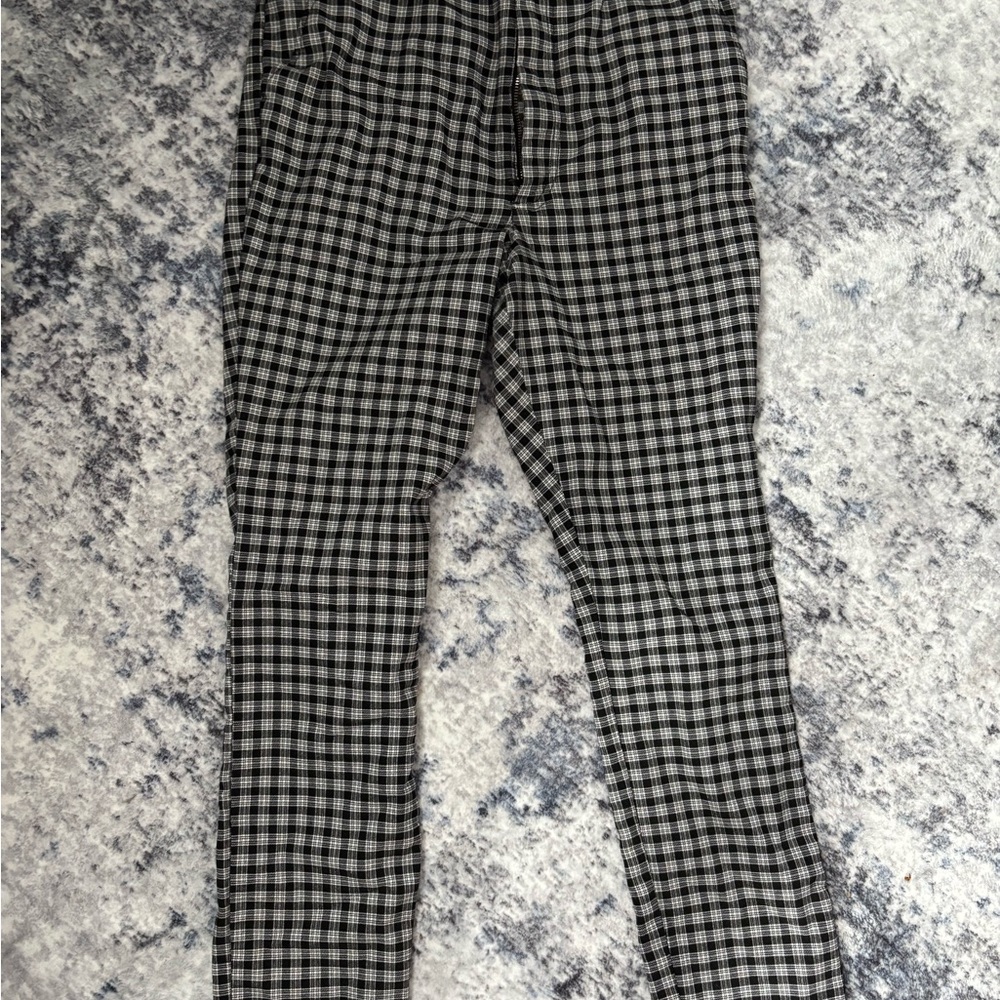 Hollister Black and White Plaid Pants